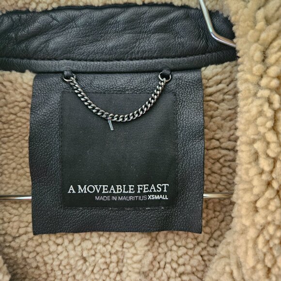 Aritzia shearling jacket - Picture 3 of 9